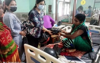 लायन्स क्लबद्वारा नारायणी अस्पतालमा खाना खुवाउने कार्यक्रम सम्पन्न